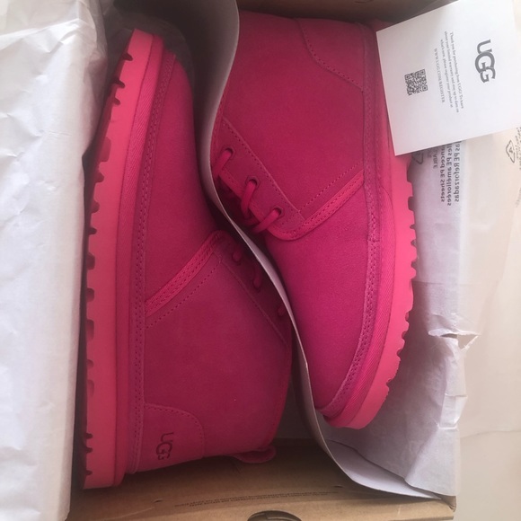 UGG Neumel Chukka Suede Leather Boot. Taffy Pink. New. Size: 8 - Picture 4 of 9
